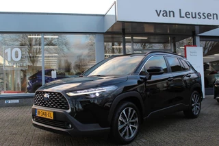 Toyota Corolla Cross 2.0 High Power Hybrid First Edition TREKHAAK KEYLESS DODEHOEK DETECTIE EL-A.KLEP LED APPLE/ANDROID