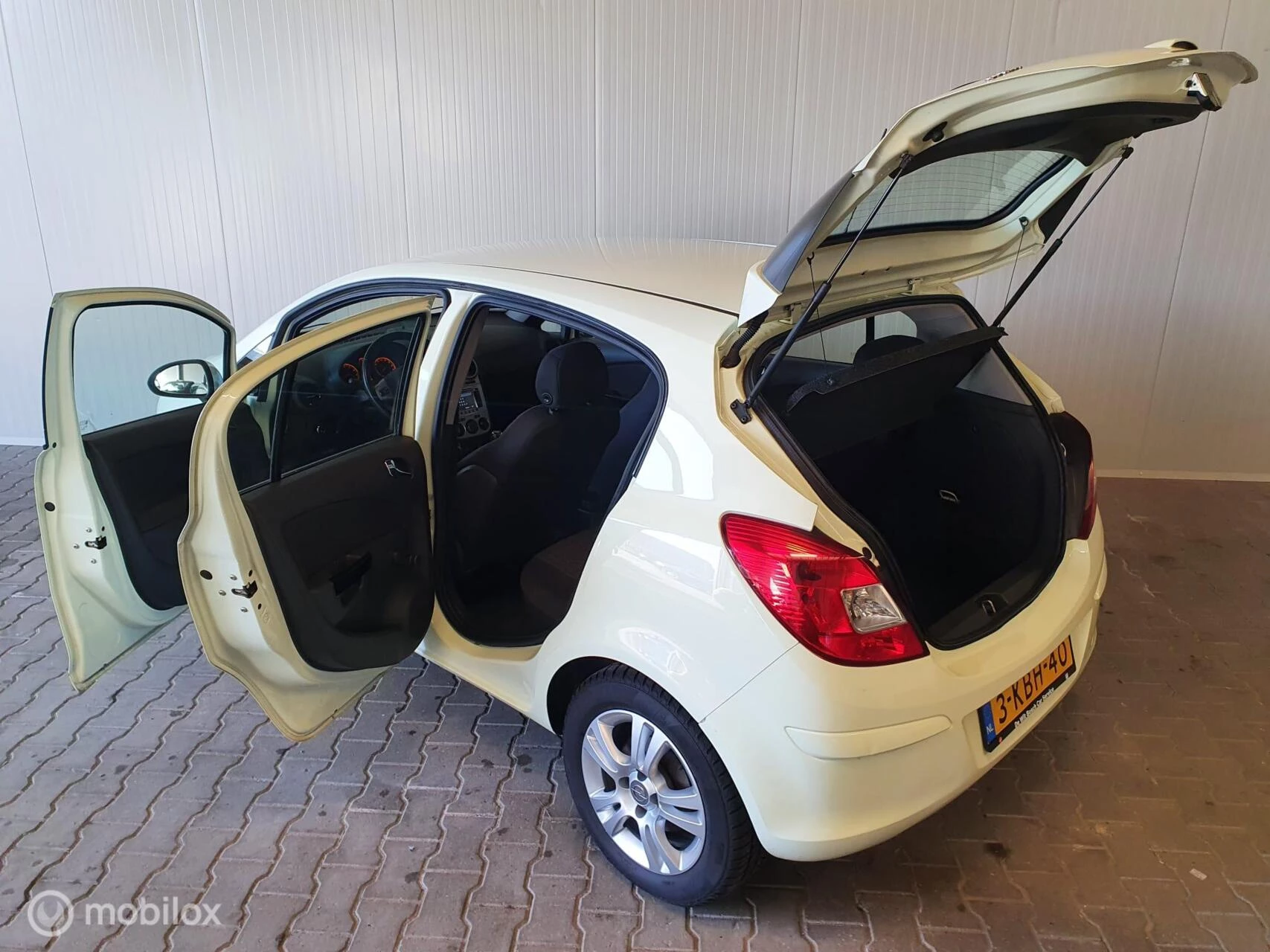 Hoofdafbeelding Opel Corsa