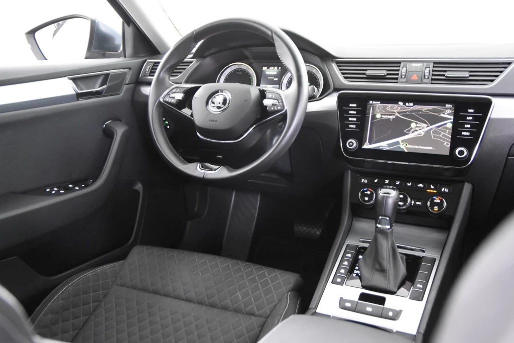 Hoofdafbeelding Škoda Superb