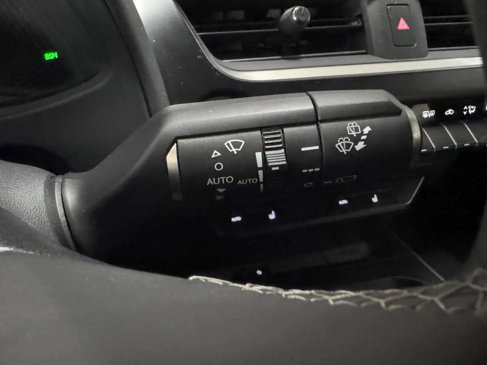 Hoofdafbeelding Lexus UX