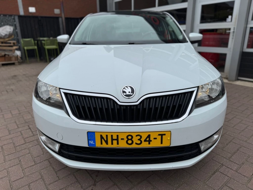 Hoofdafbeelding Škoda Rapid