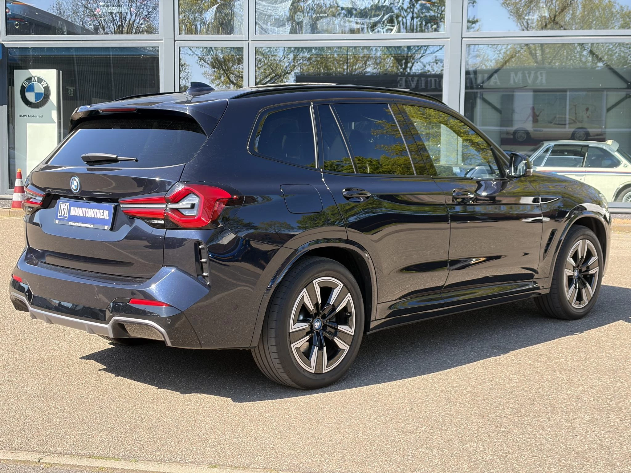 Hoofdafbeelding BMW iX3