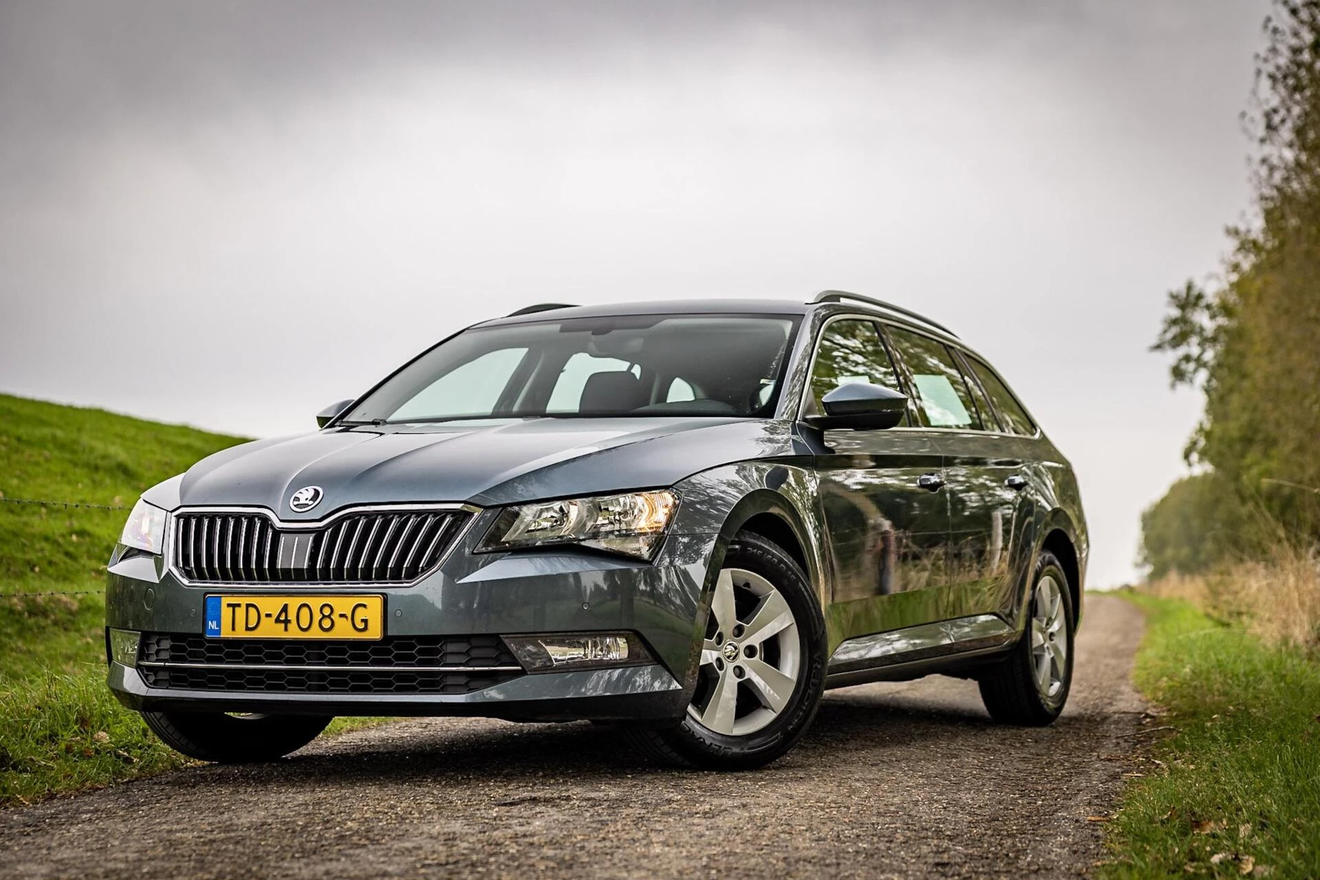 Hoofdafbeelding Škoda Superb