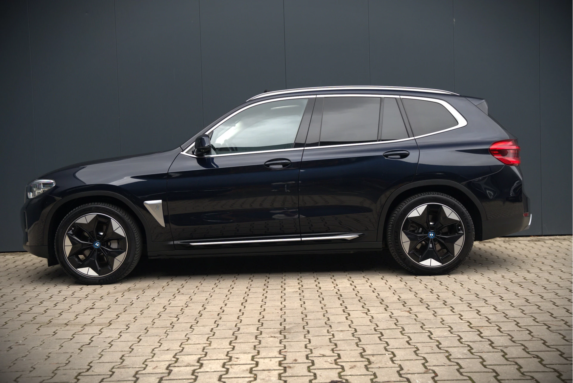 Hoofdafbeelding BMW iX3