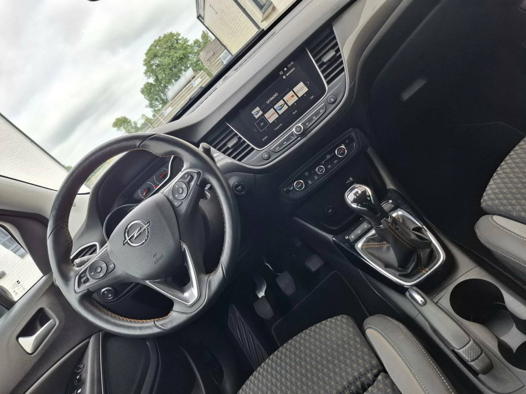 Hoofdafbeelding Opel Crossland X