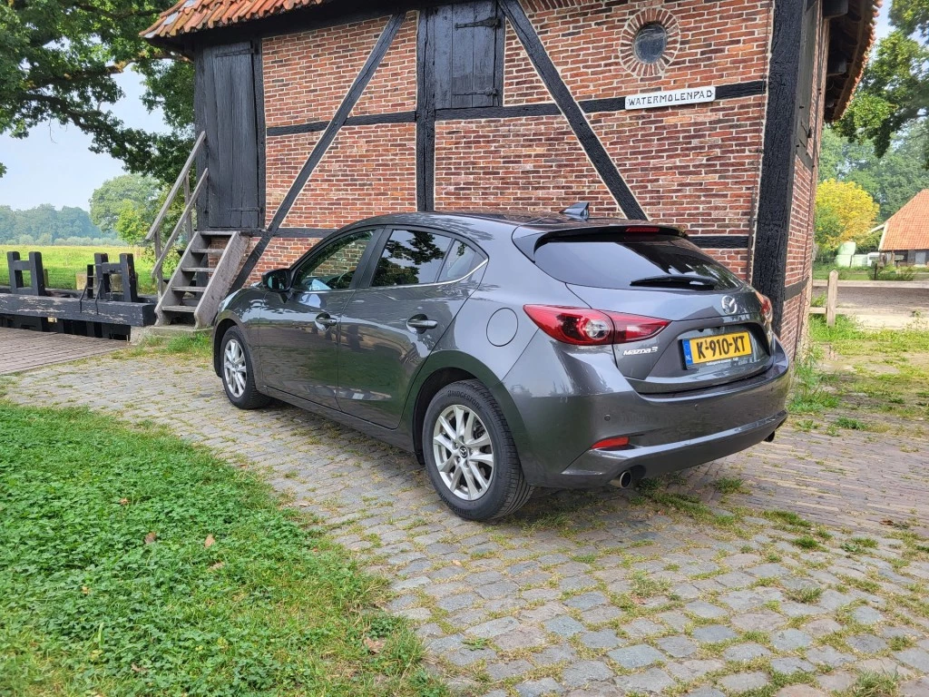 Hoofdafbeelding Mazda 3
