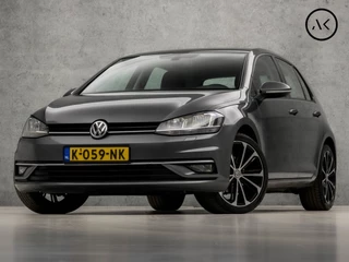 Hoofdafbeelding Volkswagen Golf Volkswagen Golf 1.5 TSI Sportline 150Pk Automaat (APPLE CARPLAY, CAMERA, CLIMATE, STOELVERWARMING, SPORTSTOELEN, ADAPTIVE CRUISE, LM VELGEN, PARKEERSENSOREN, NIEUWSTAAT)