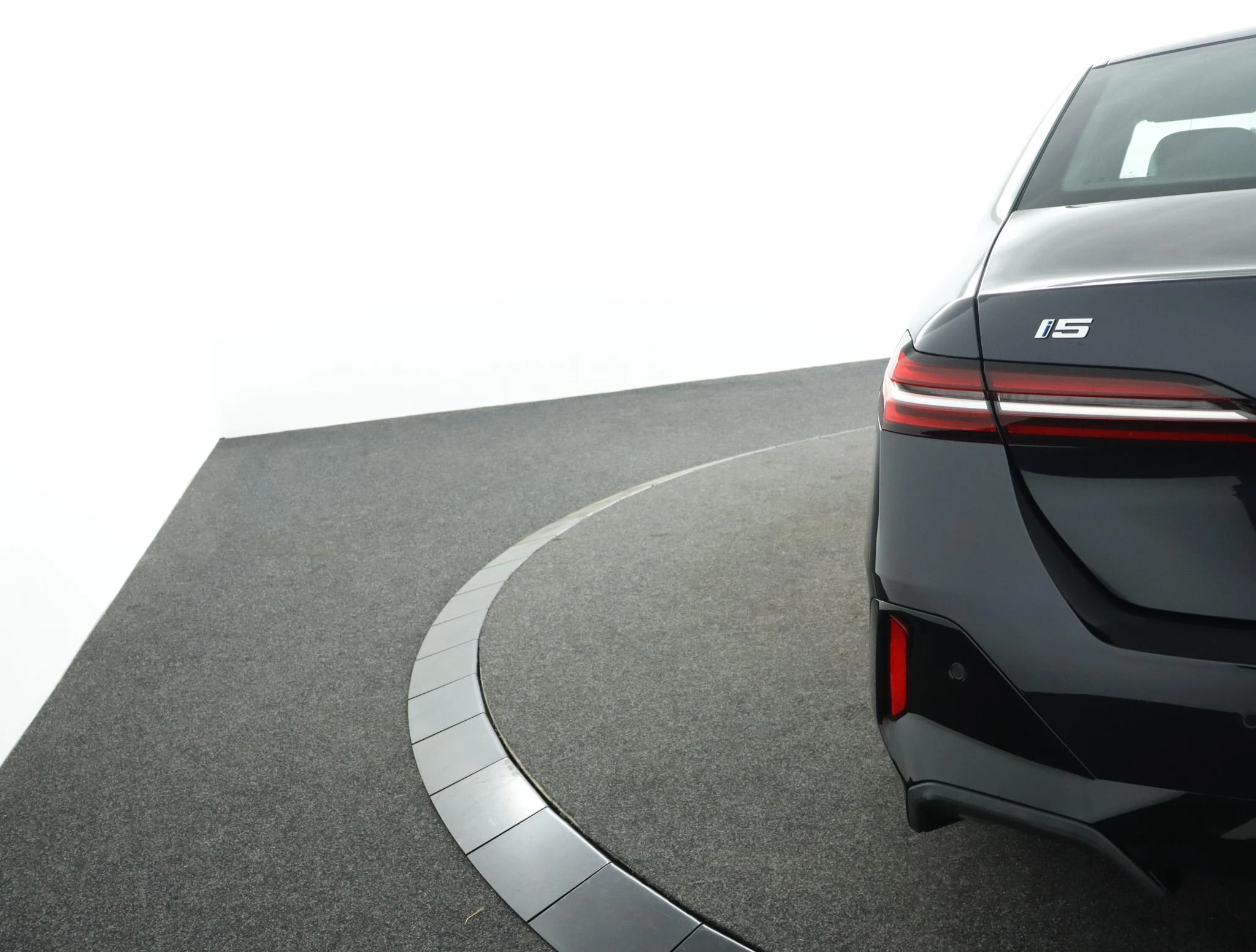 Hoofdafbeelding BMW i5