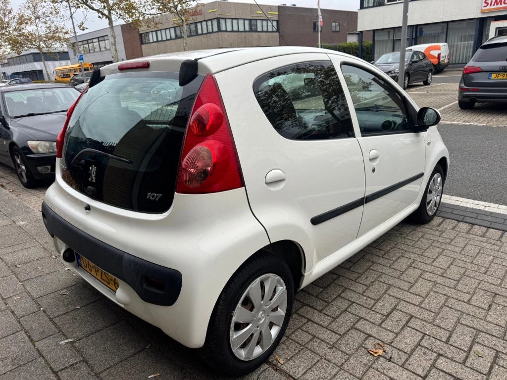 Hoofdafbeelding Peugeot 107