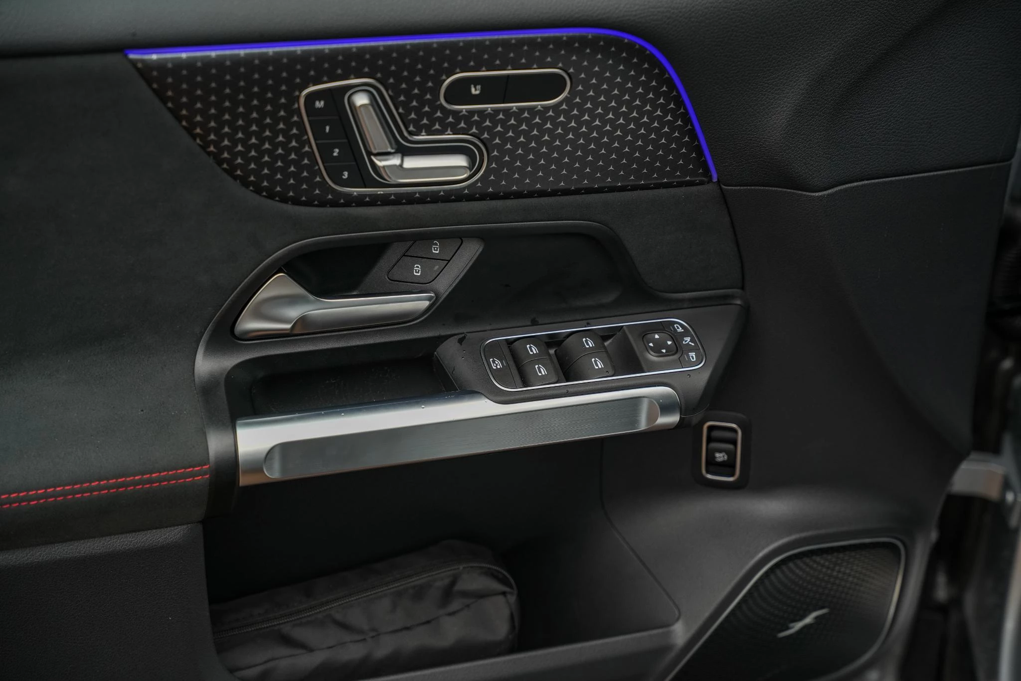 Hoofdafbeelding Mercedes-Benz EQB