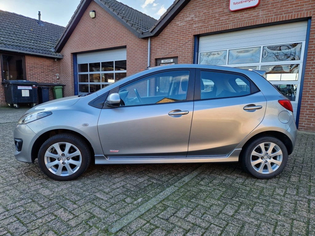 Hoofdafbeelding Mazda 2