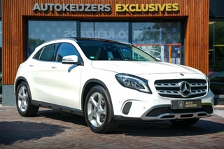 Hoofdafbeelding Mercedes-Benz GLA Mercedes-Benz GLA-klasse 180 Sport Edition Panoramadak Airco Stoelverw. PDC