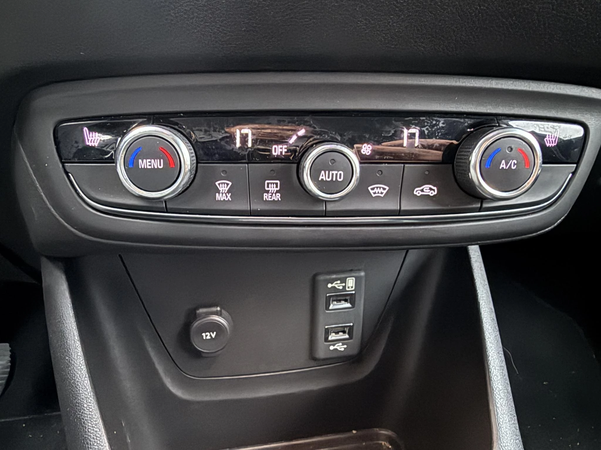 Hoofdafbeelding Opel Crossland X