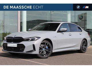 BMW 3 Serie 320e High Executive M Sport Automaat / Schuif-kanteldak / Trekhaak / Sportstoelen / Stoelverwarming / Adaptieve LED / Active Cruise Control / Harman Kardon / Live Cockpit Professional