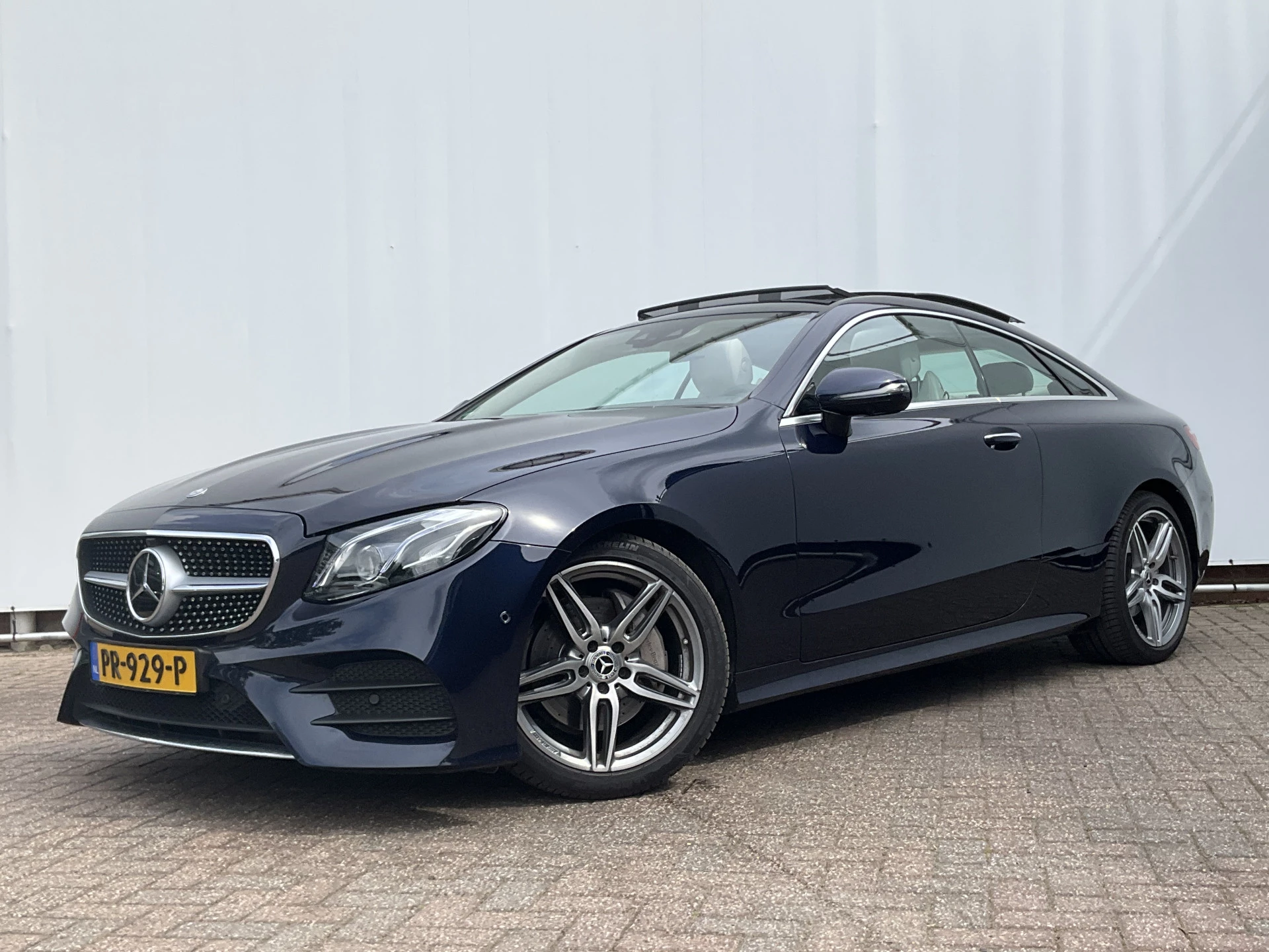 Hoofdafbeelding Mercedes-Benz E-Klasse