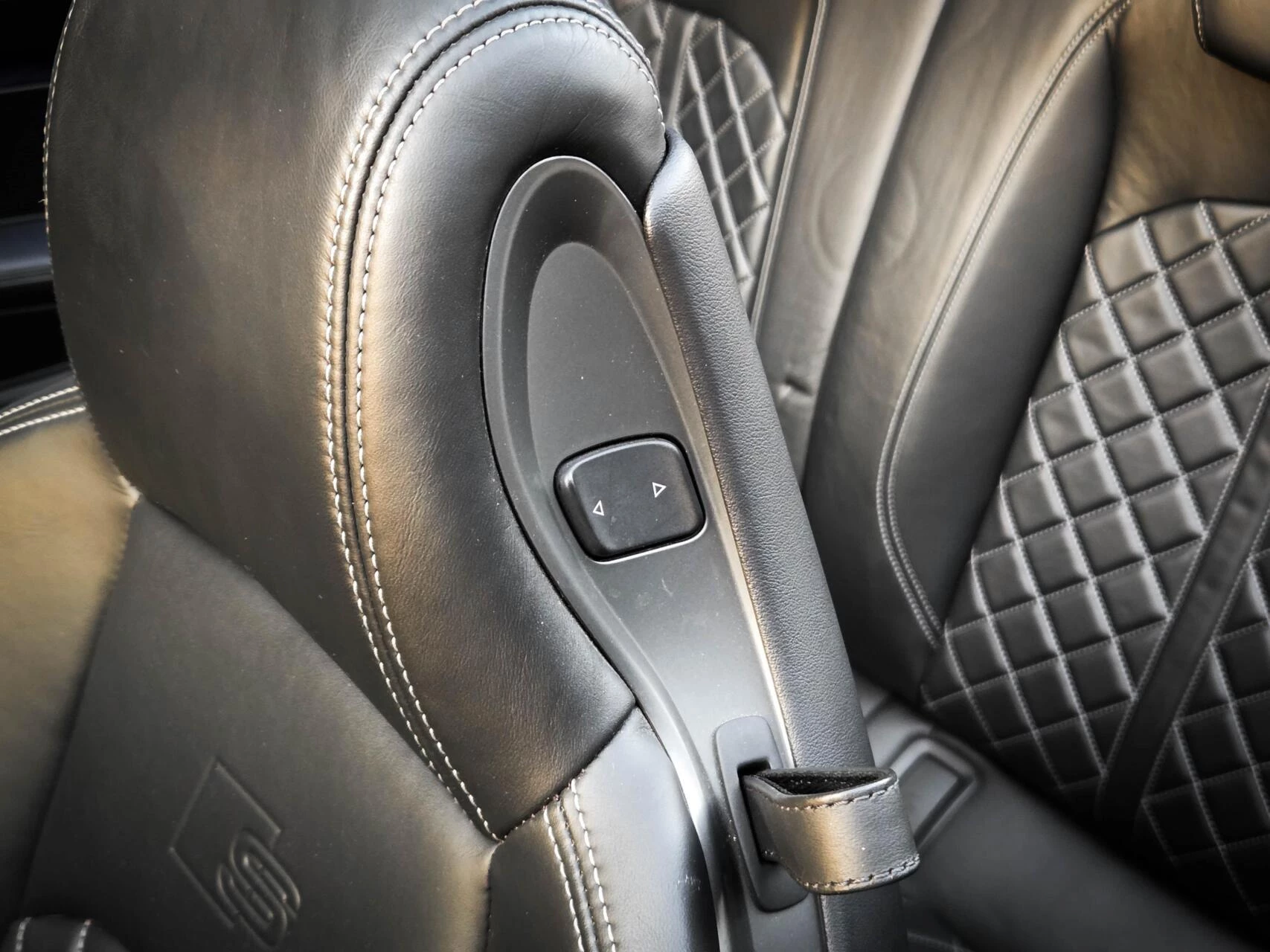 Hoofdafbeelding Audi S5