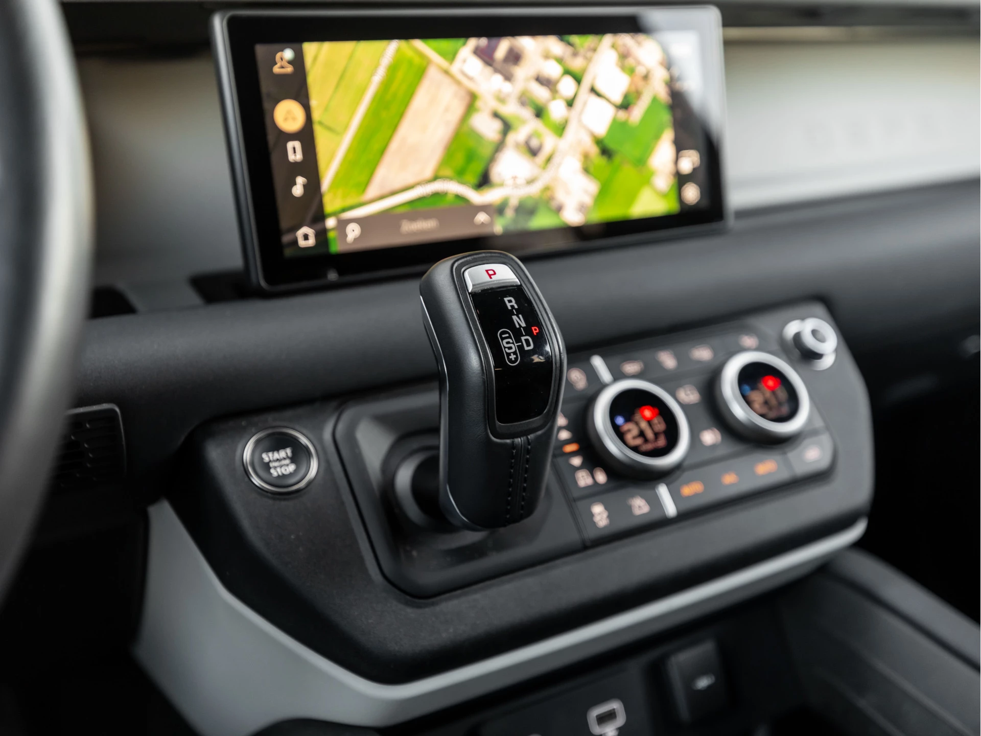 Hoofdafbeelding Land Rover Defender