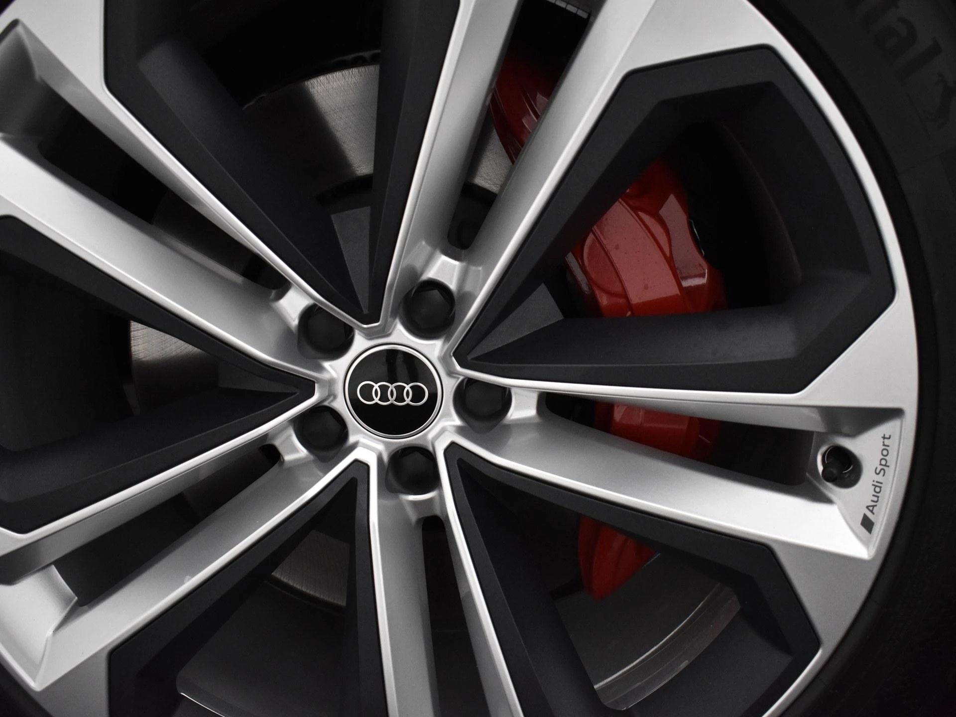 Hoofdafbeelding Audi Q8