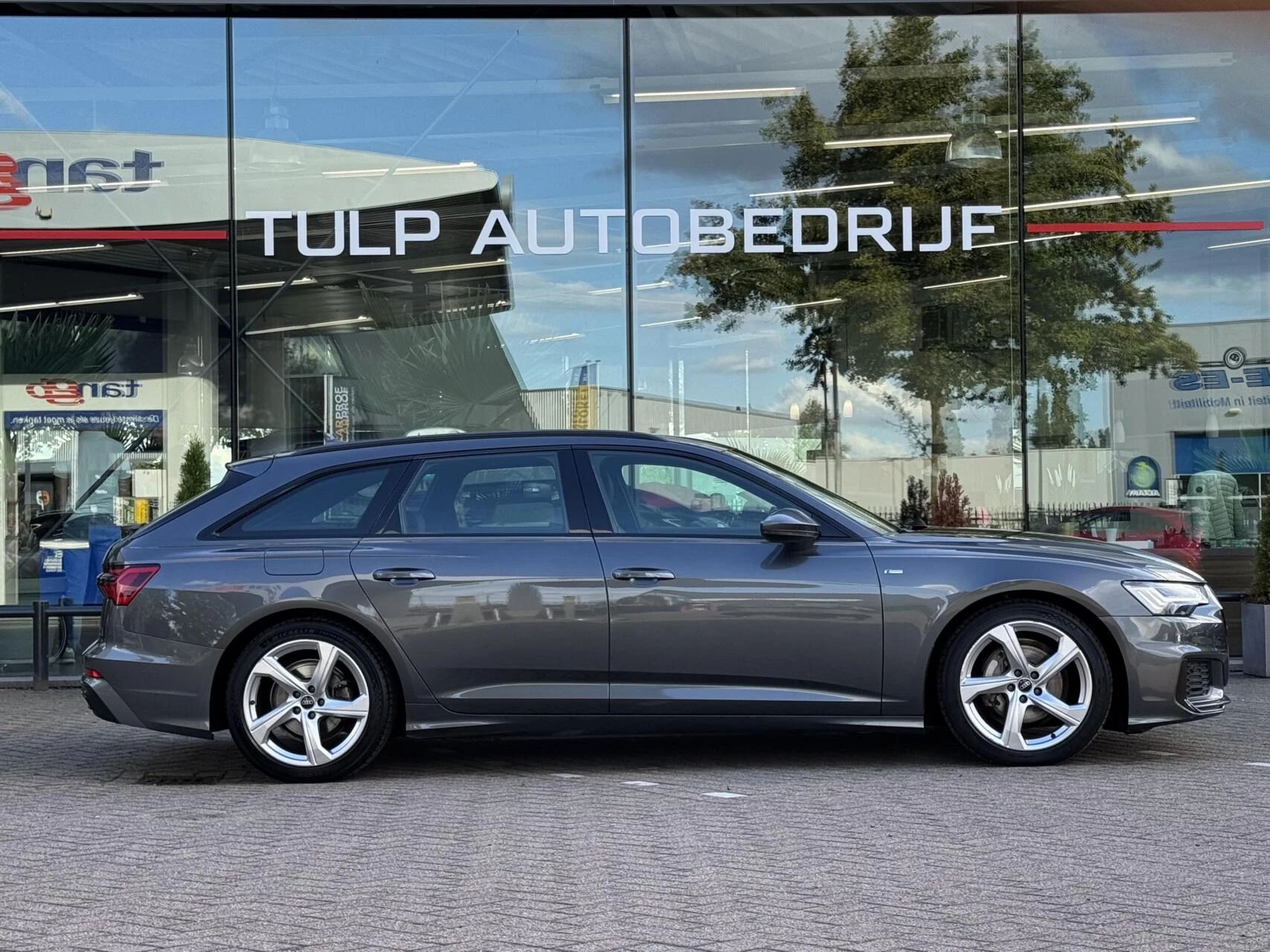 Hoofdafbeelding Audi A6