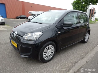 Volkswagen Up! 1.0 move up! BlueMotion Airco!!