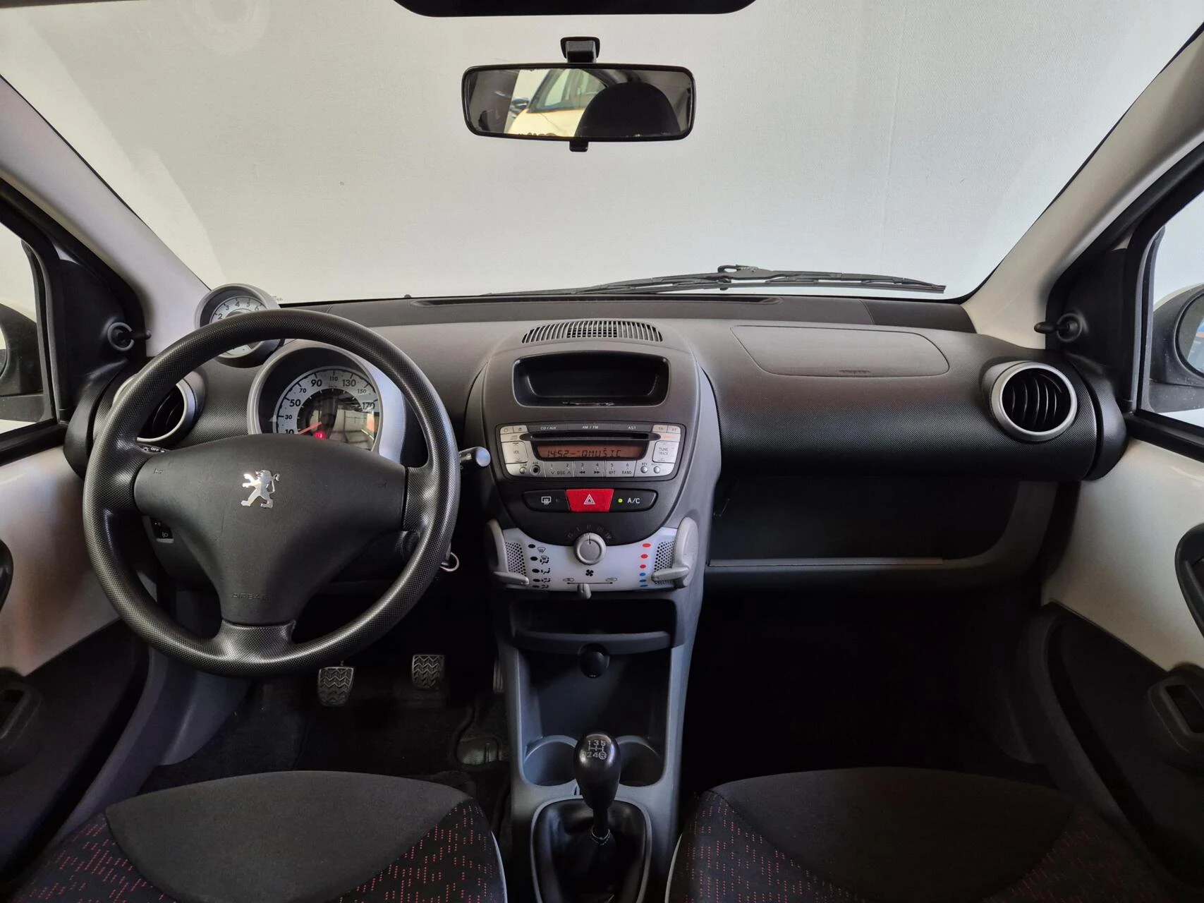 Hoofdafbeelding Peugeot 107
