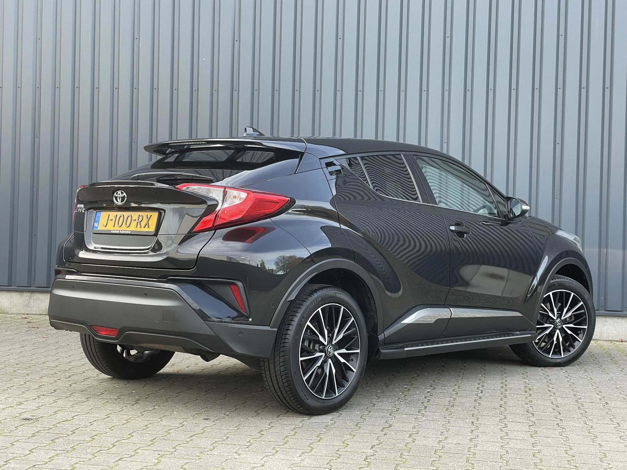 Hoofdafbeelding Toyota C-HR