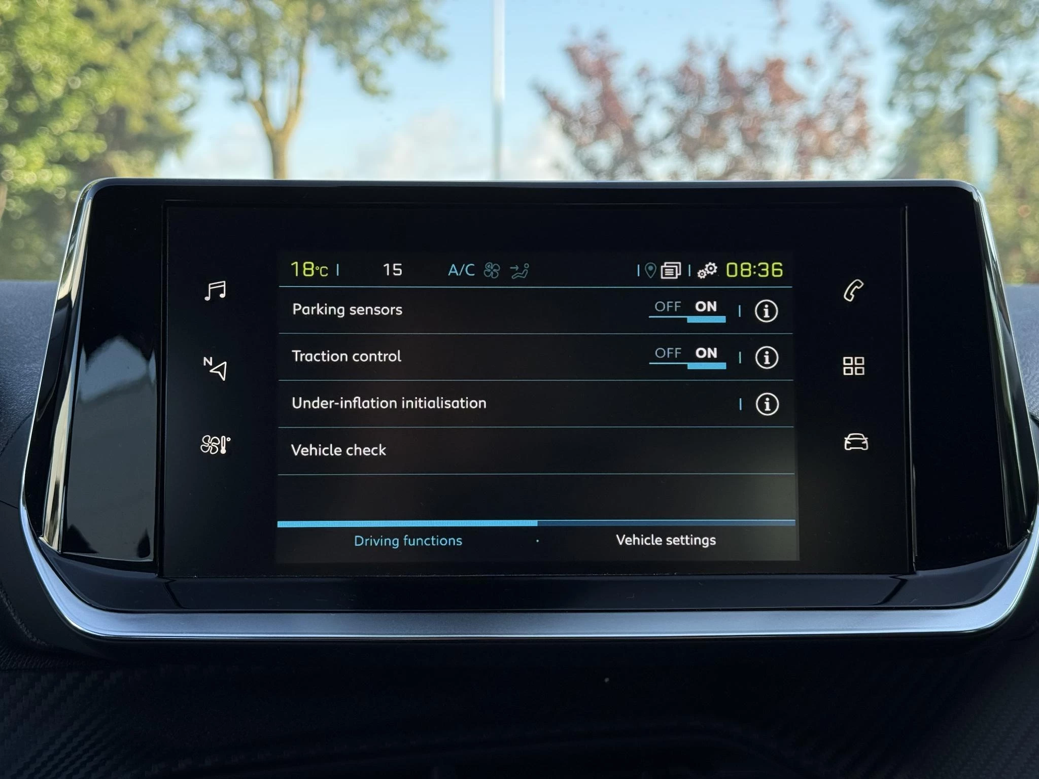 Hoofdafbeelding Peugeot e-208