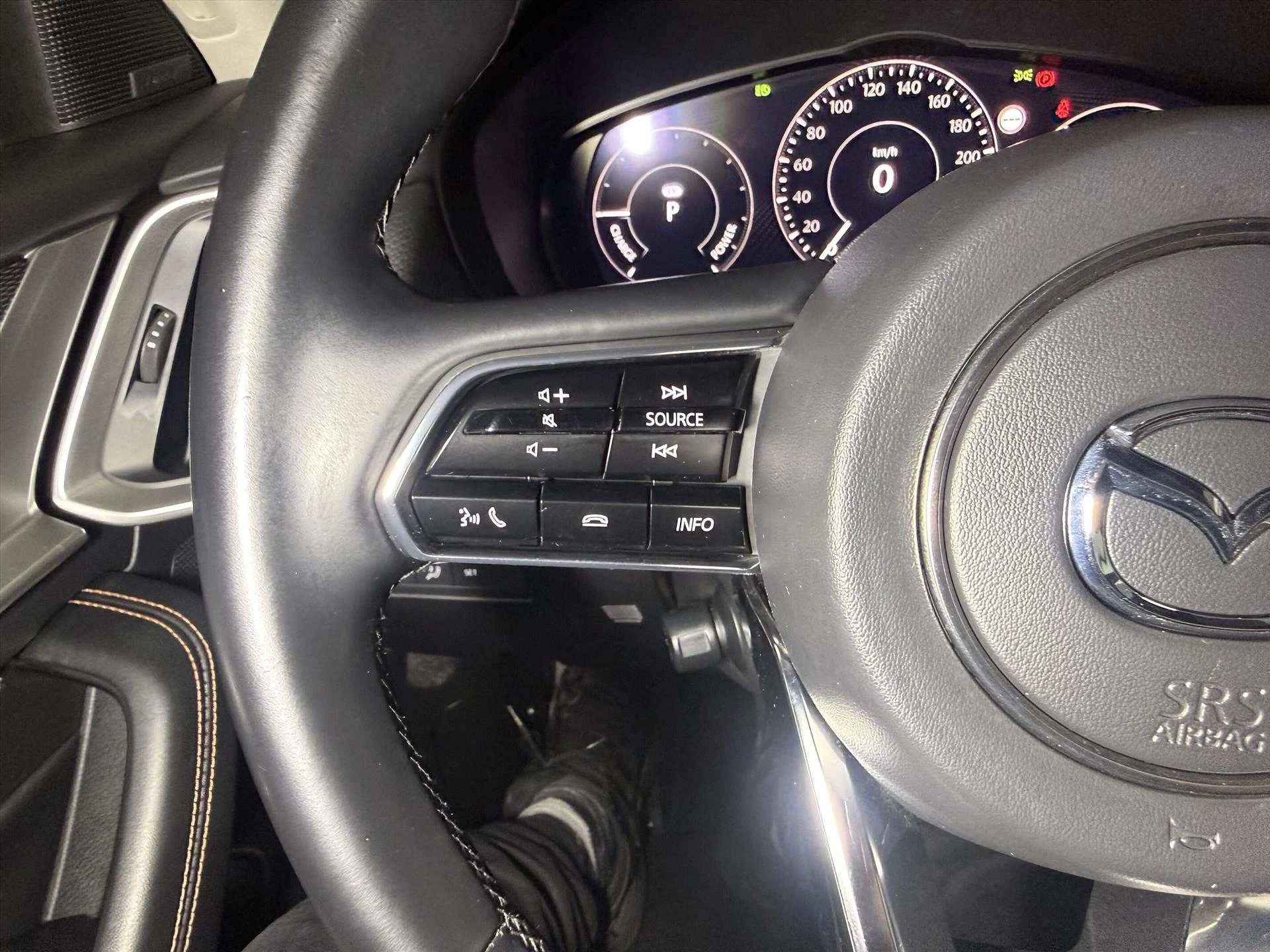 Hoofdafbeelding Mazda CX-60