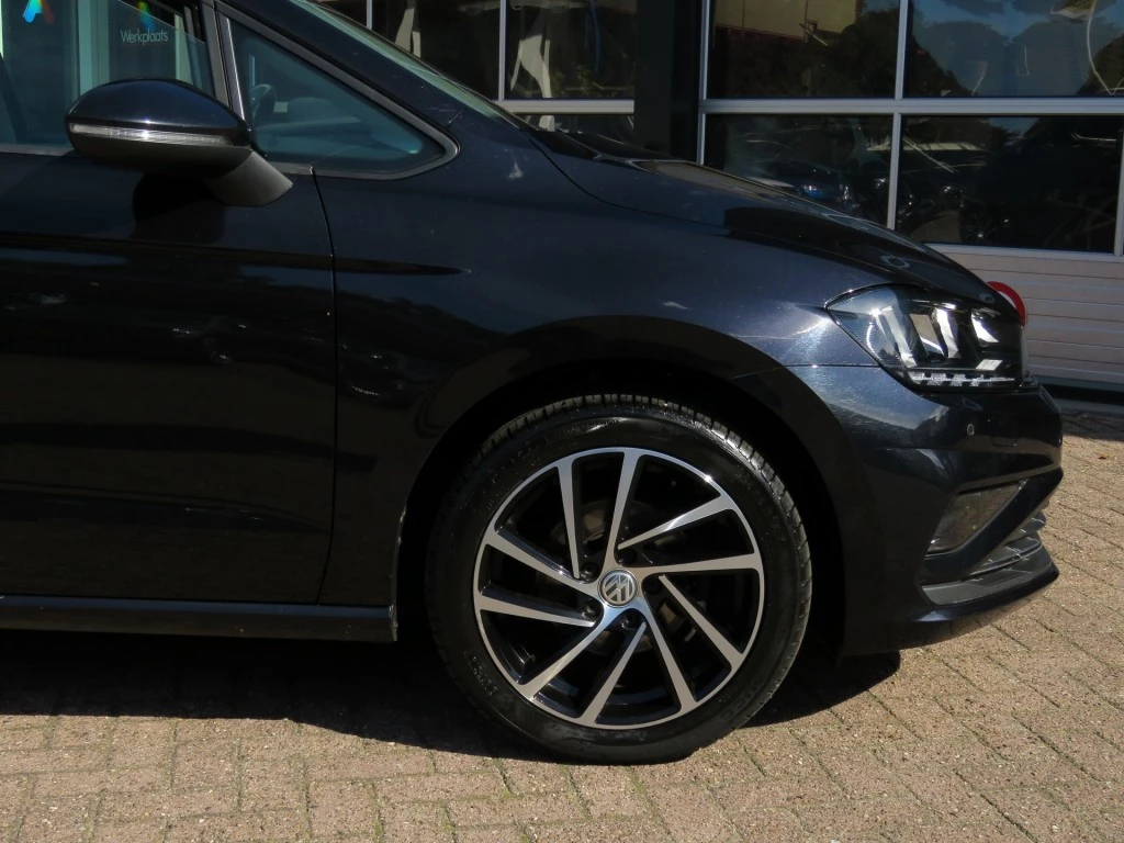 Hoofdafbeelding Volkswagen Golf Sportsvan