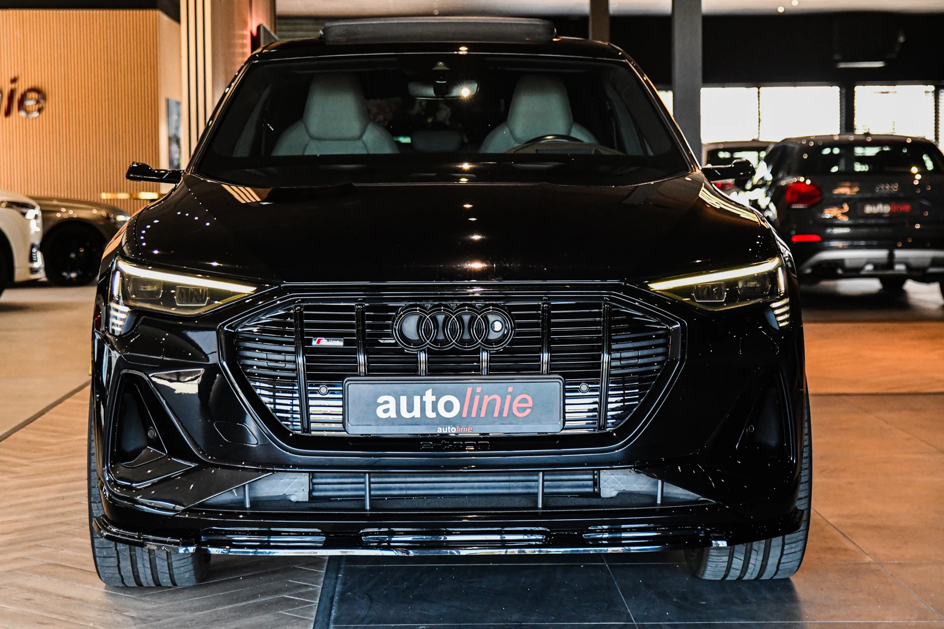 Hoofdafbeelding Audi e-tron