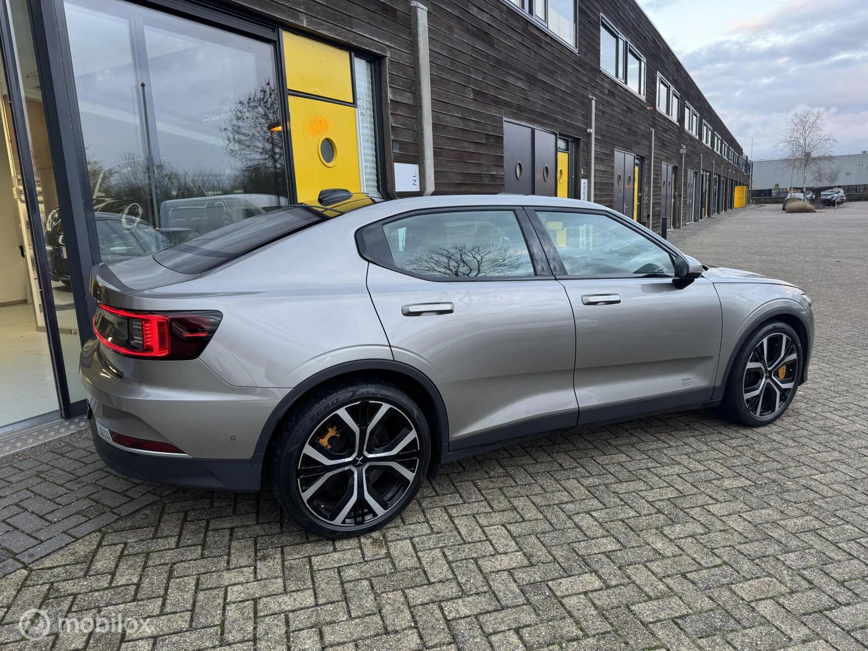 Hoofdafbeelding Polestar 2