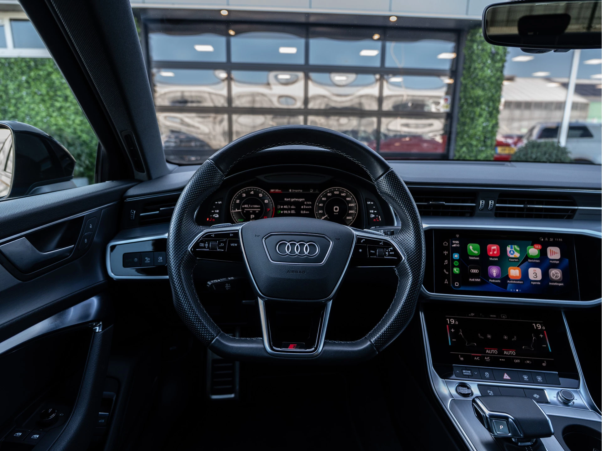 Hoofdafbeelding Audi A6