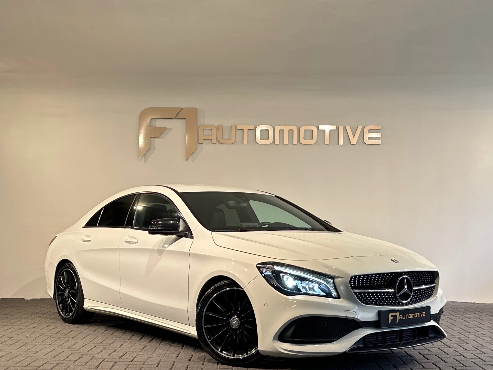 Hoofdafbeelding Mercedes-Benz CLA