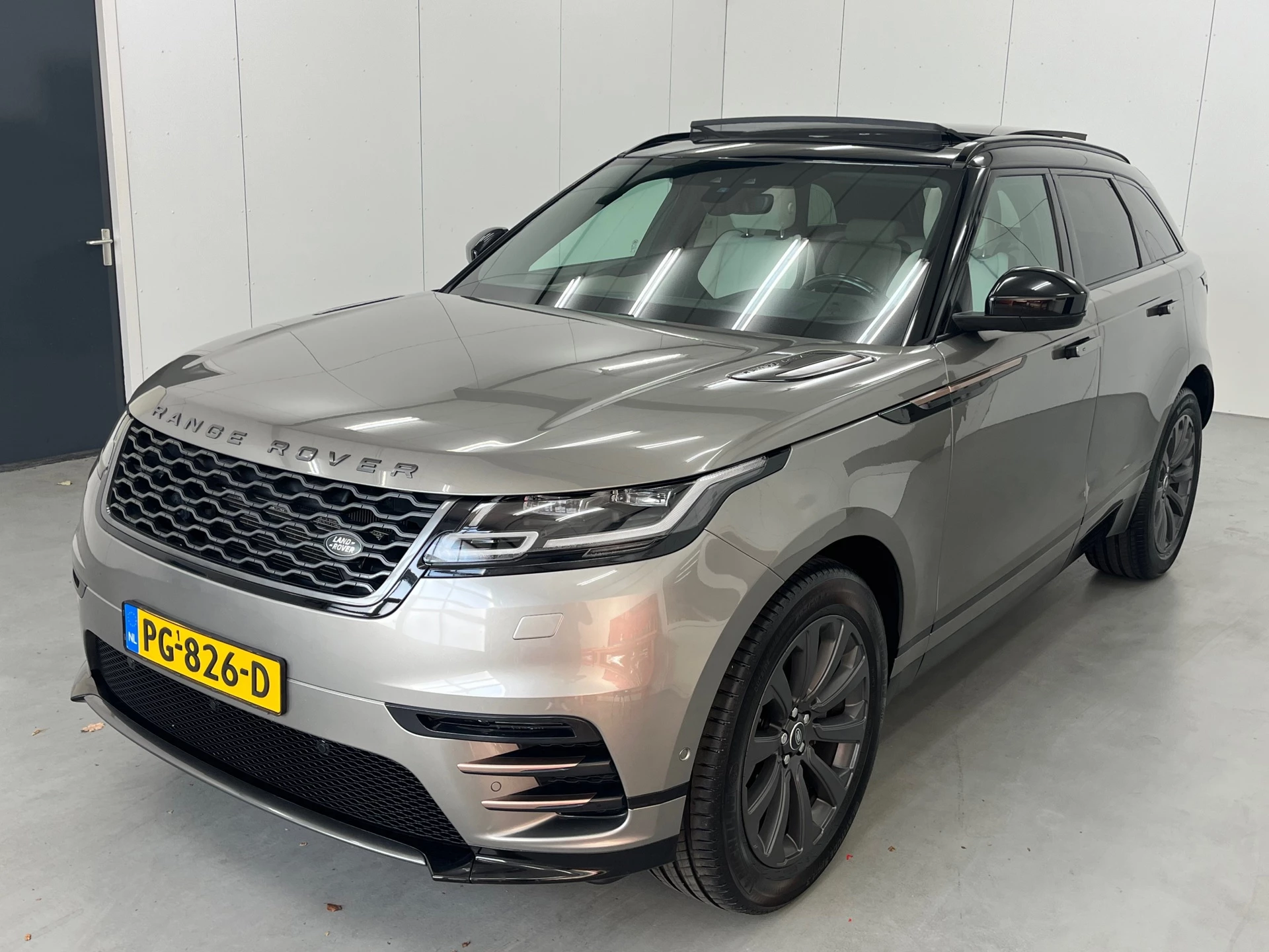 Hoofdafbeelding Land Rover Range Rover Velar