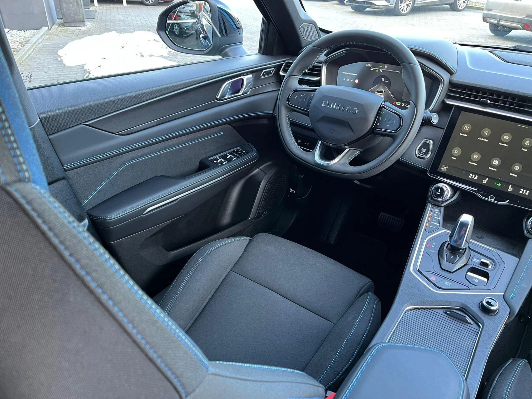 Hoofdafbeelding Lynk & Co 01