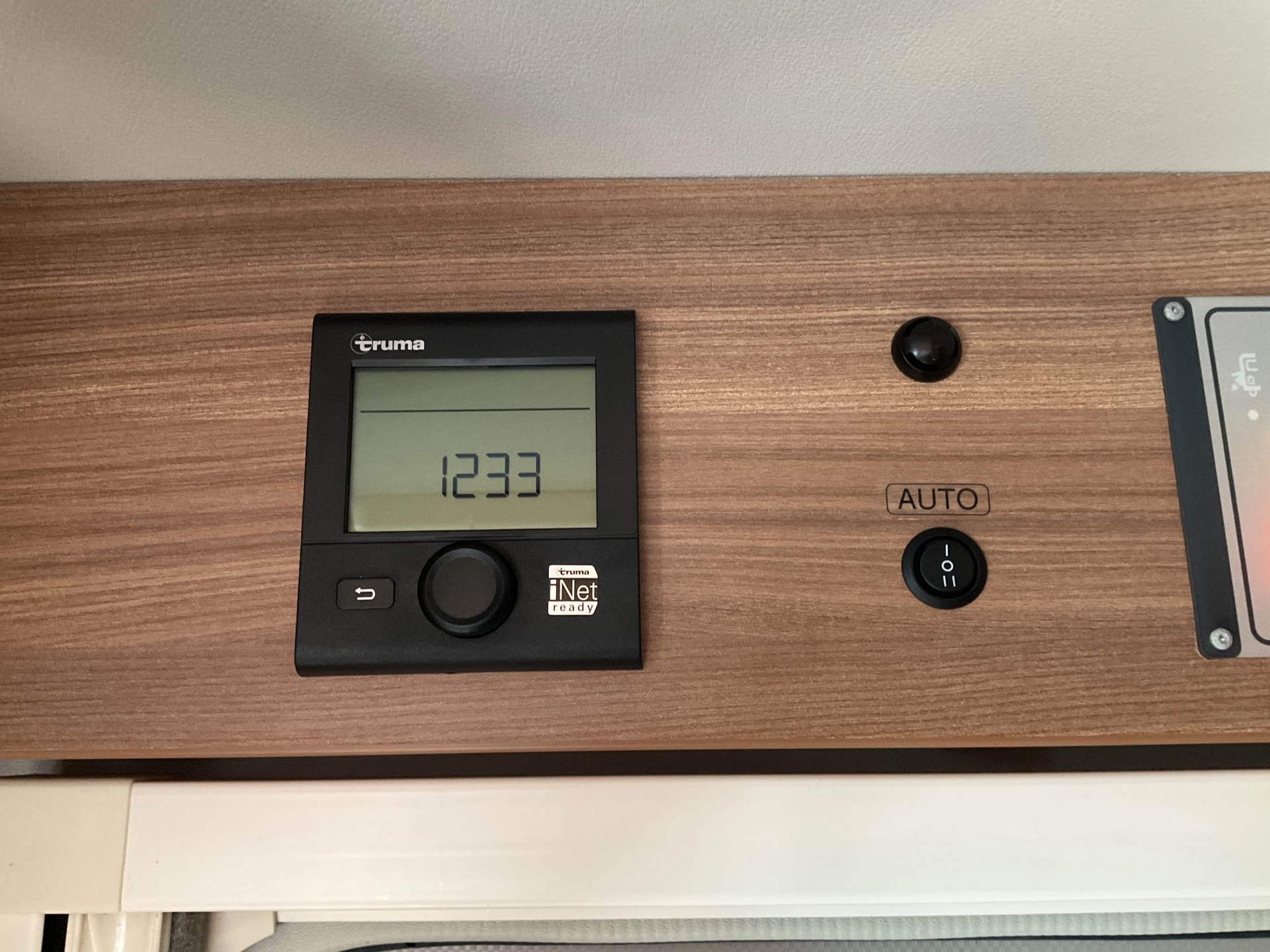 Hoofdafbeelding Weinsberg R57