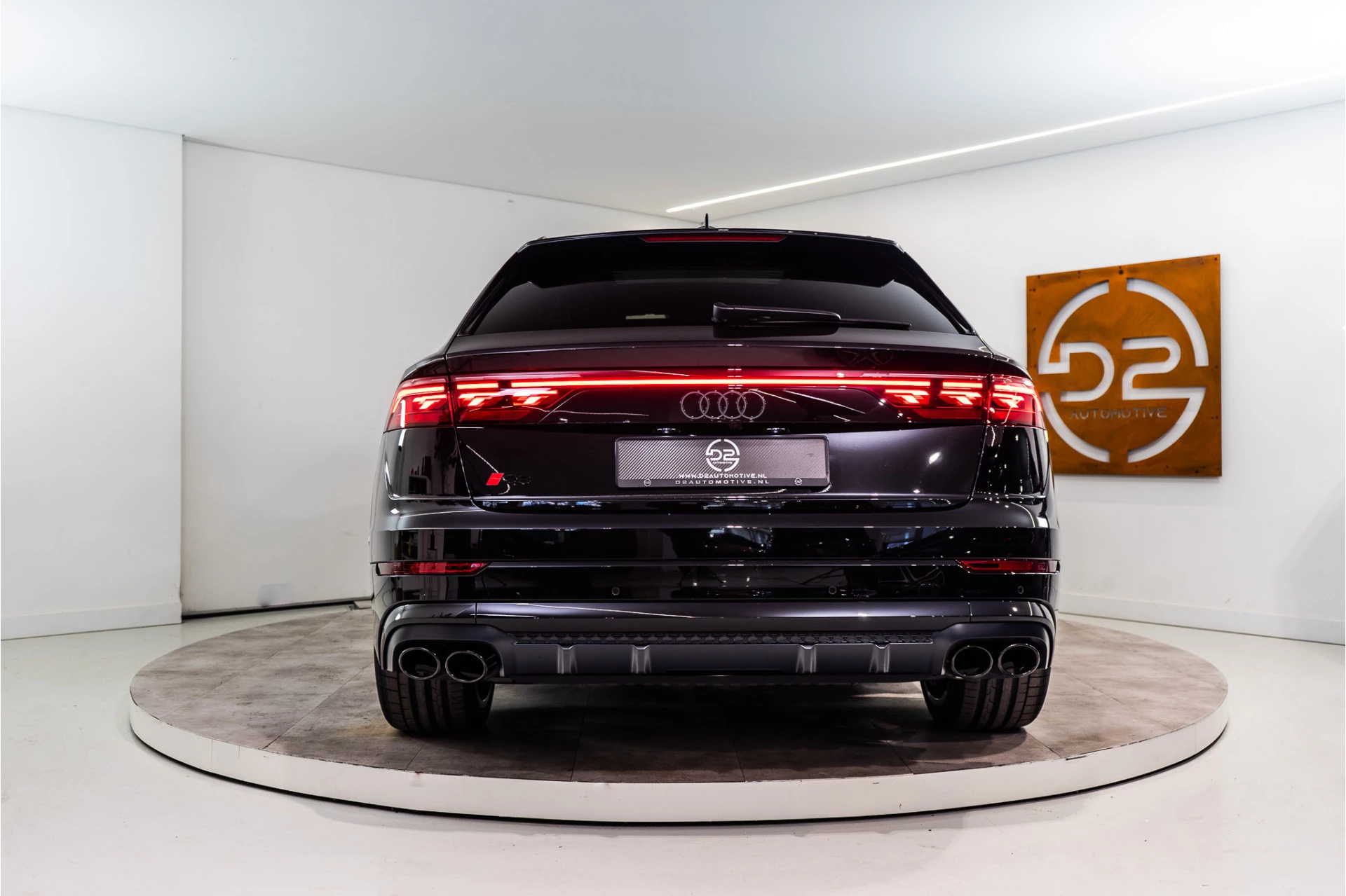 Hoofdafbeelding Audi Q8