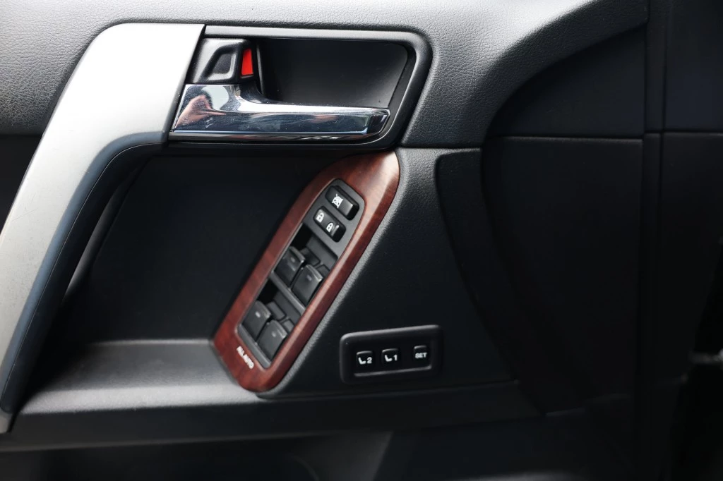 Hoofdafbeelding Toyota Land Cruiser