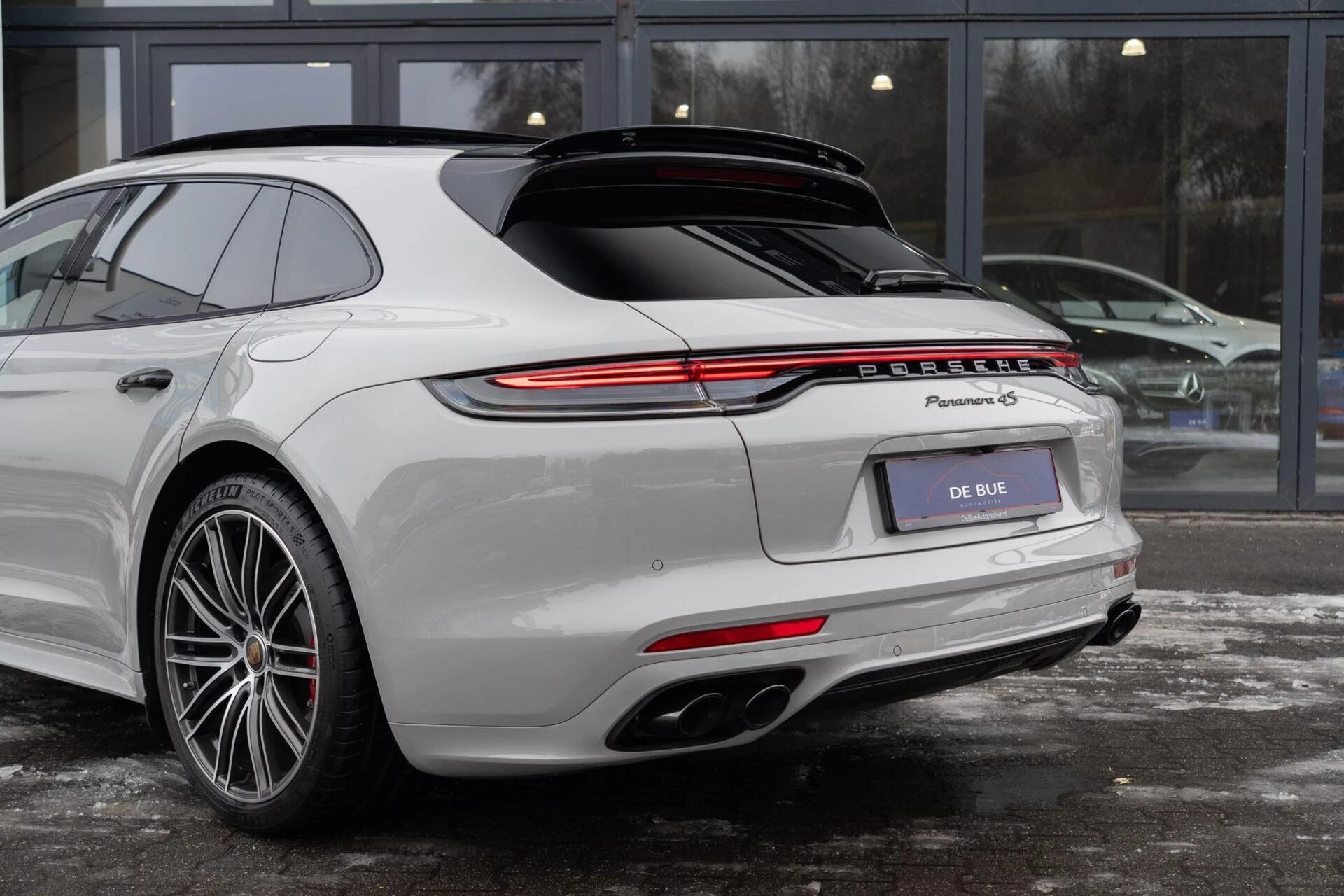Hoofdafbeelding Porsche Panamera