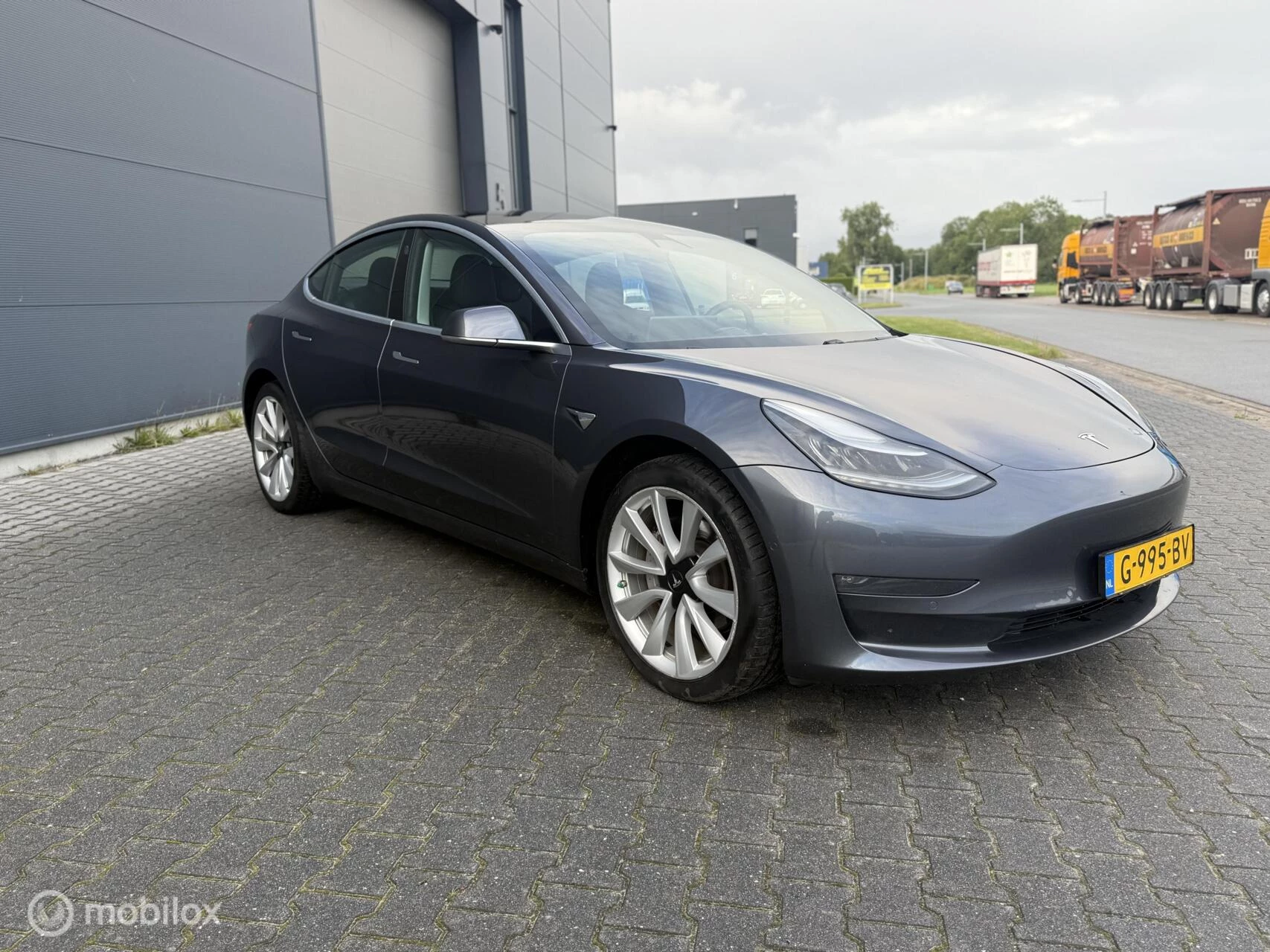 Hoofdafbeelding Tesla Model 3