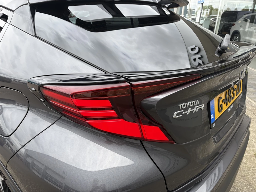 Hoofdafbeelding Toyota C-HR