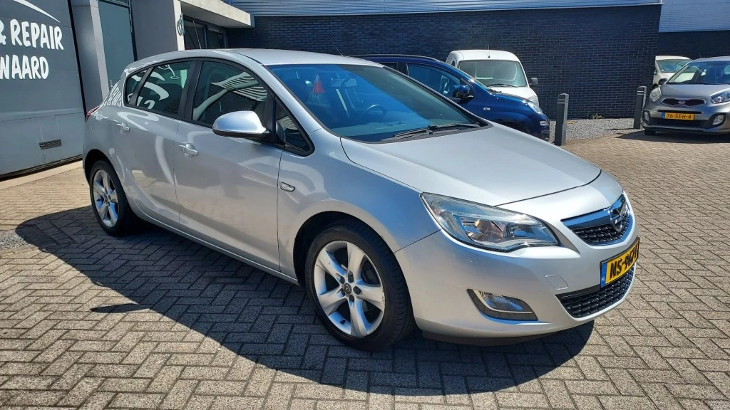 Hoofdafbeelding Opel Astra