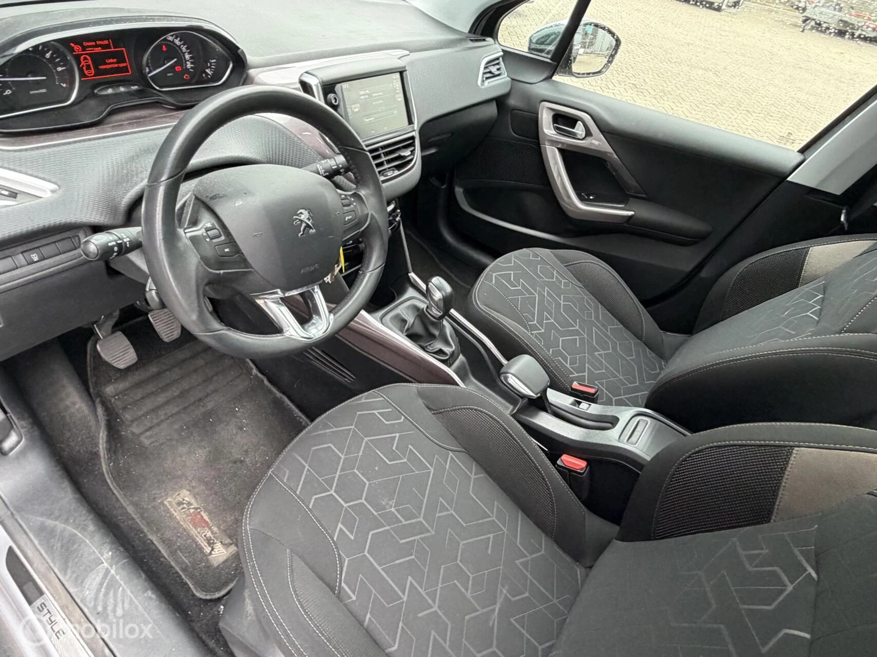Hoofdafbeelding Peugeot 2008