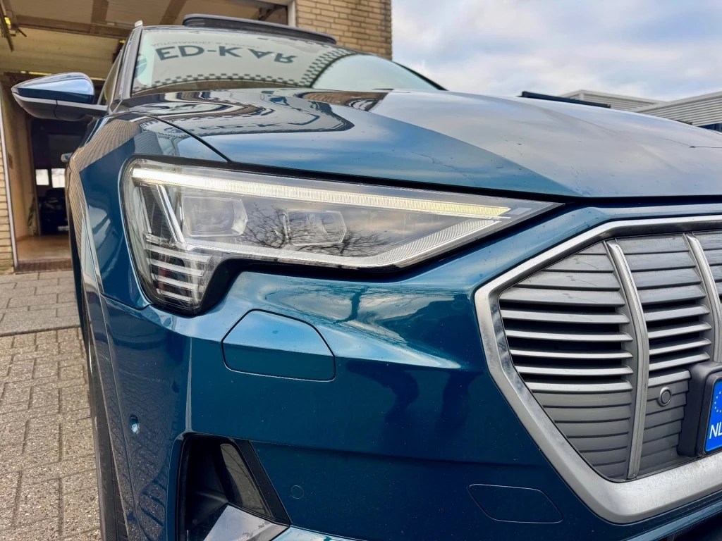 Hoofdafbeelding Audi e-tron