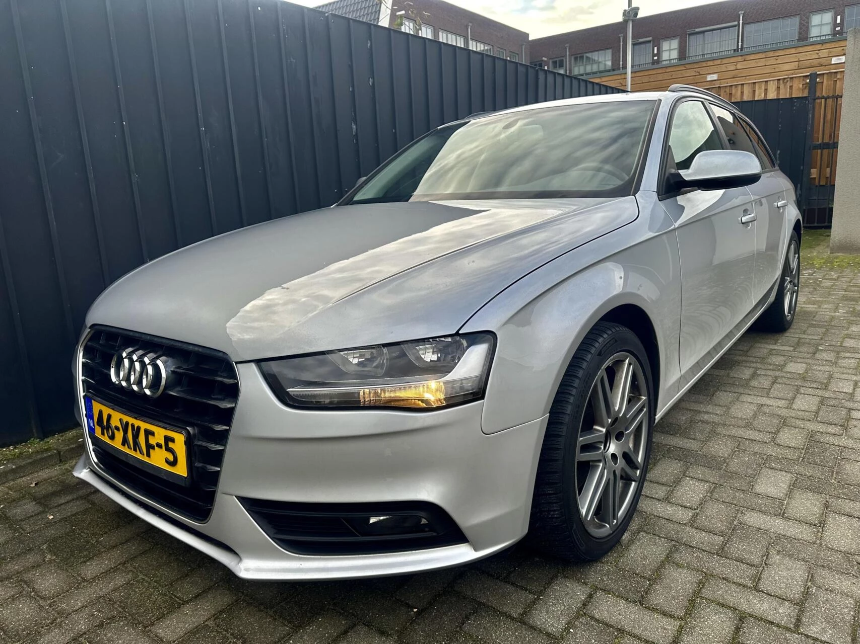 Hoofdafbeelding Audi A4