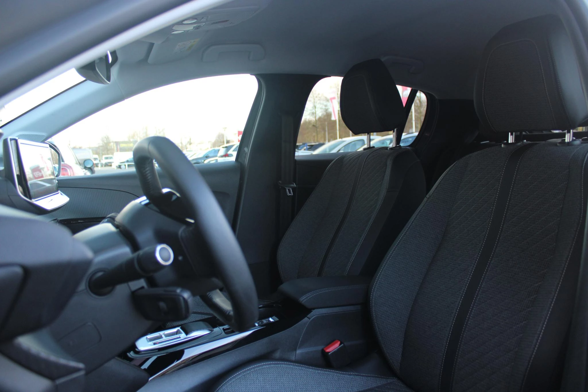 Hoofdafbeelding Peugeot e-208