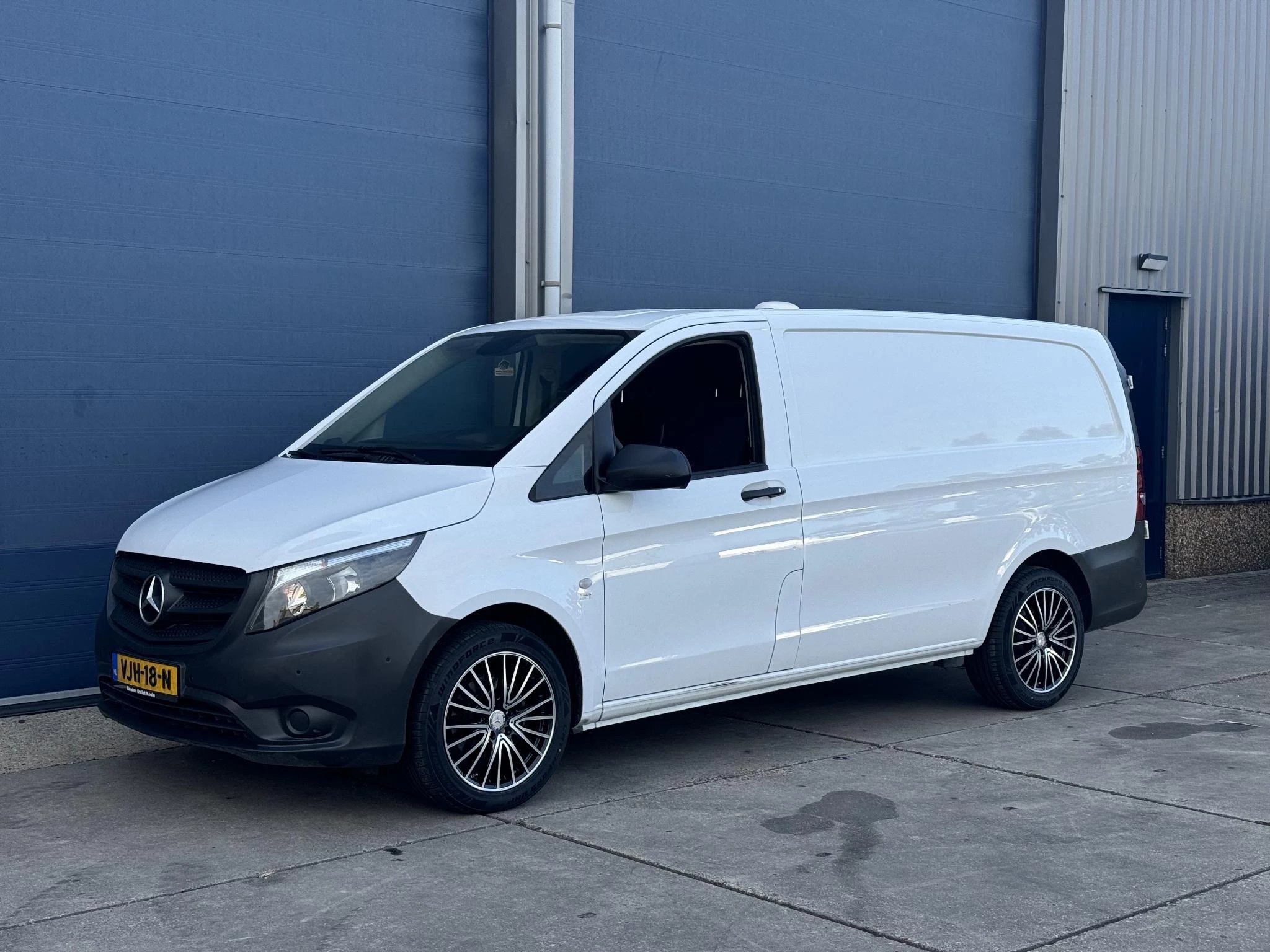 Hoofdafbeelding Mercedes-Benz Vito