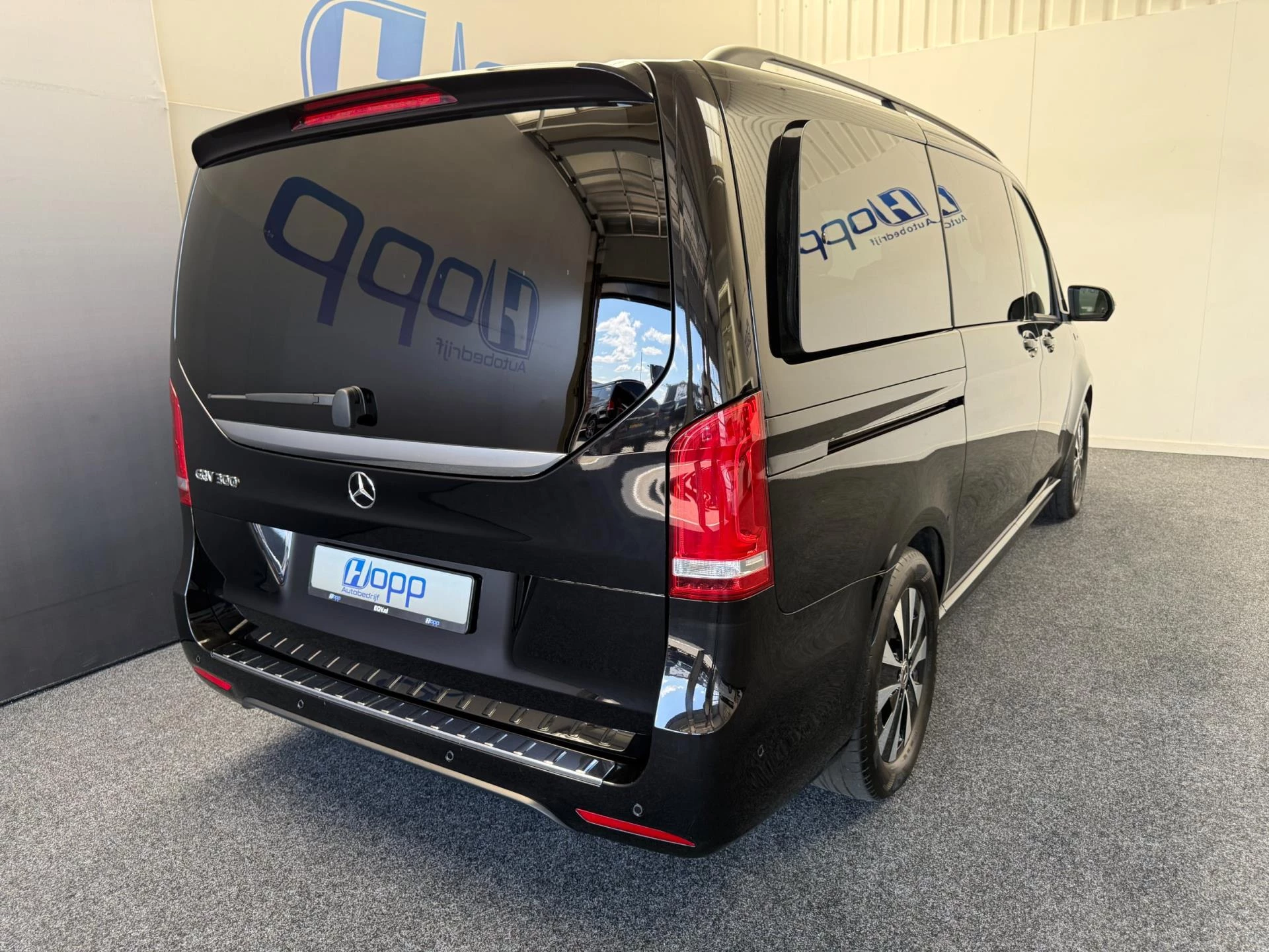 Hoofdafbeelding Mercedes-Benz EQV