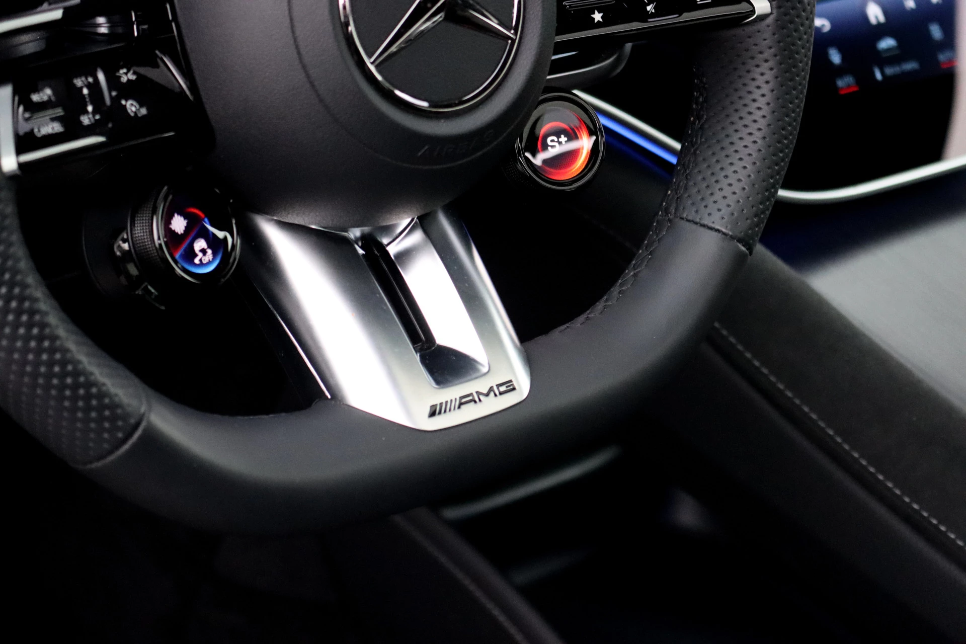 Hoofdafbeelding Mercedes-Benz EQS