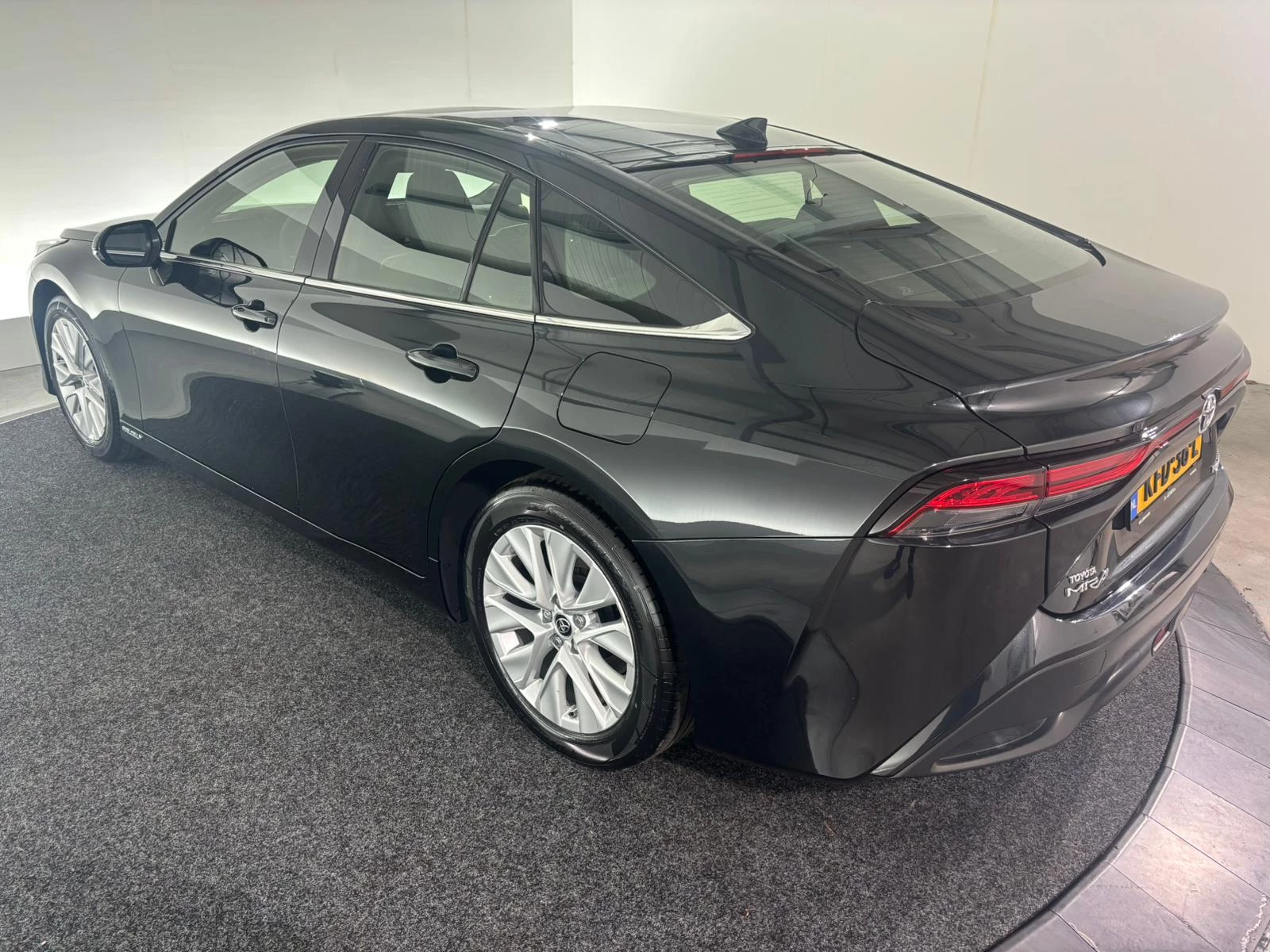 Hoofdafbeelding Toyota Mirai